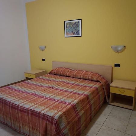 Vida Loca Apartments La Meridiana Peschiera del Garda Exterior foto